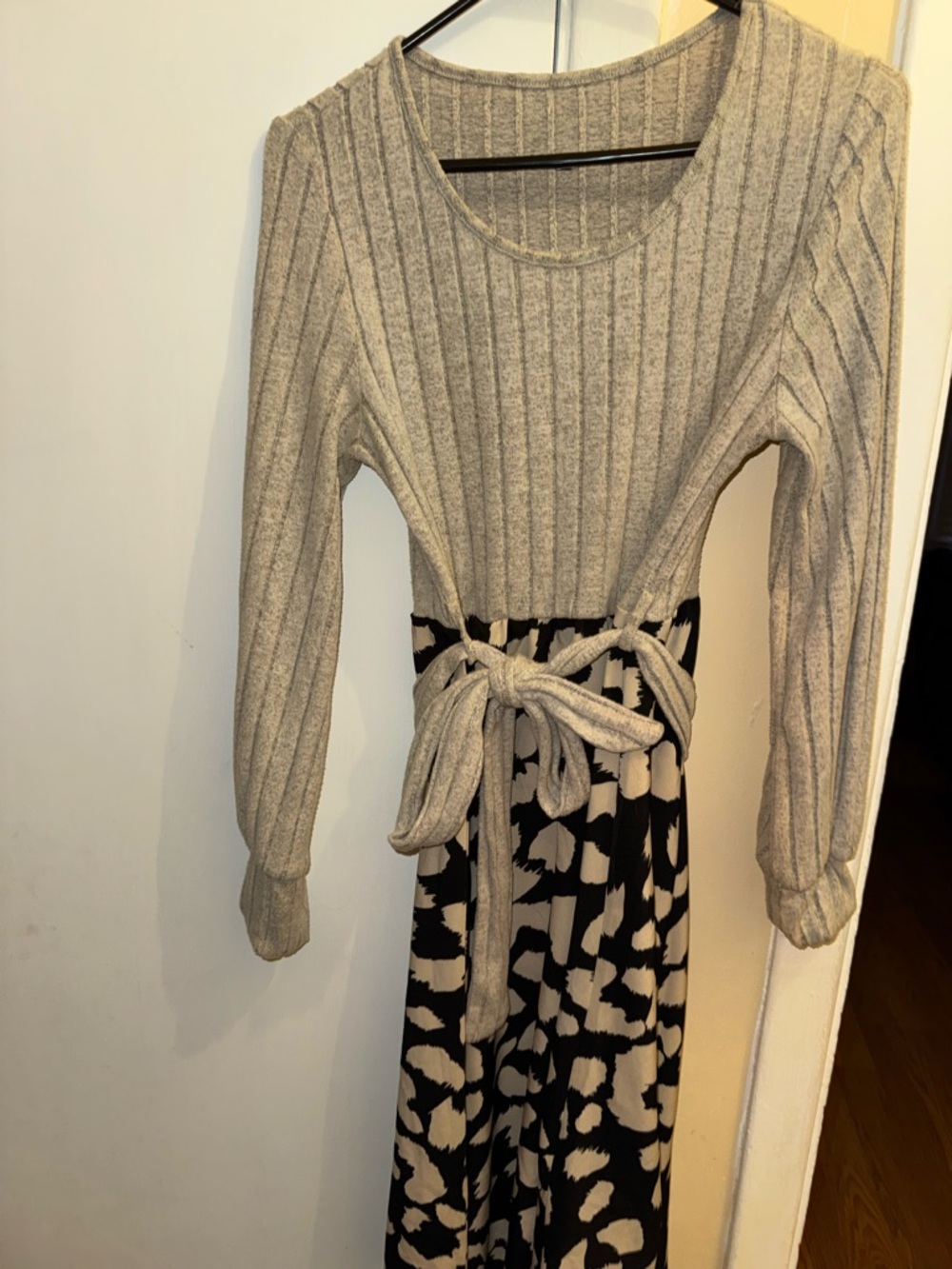 SHEIN Black & Cream Mixed-Media Tie-Waist Long Sleeve Dress